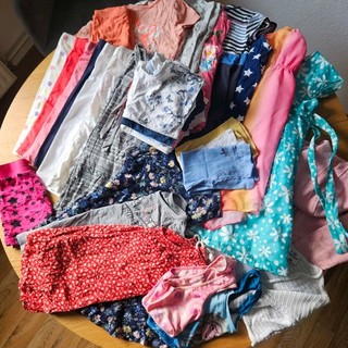 Sommer Mädchen Outfit Gr. 110/116 mehrteilig Kleid/T Shirt/Hose Bekleidungspaket