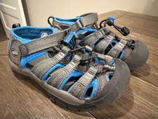 KEEN Newport Gray Royal Blue H2 Closed Toe Water Sandals Toddler Big Boy Size 11