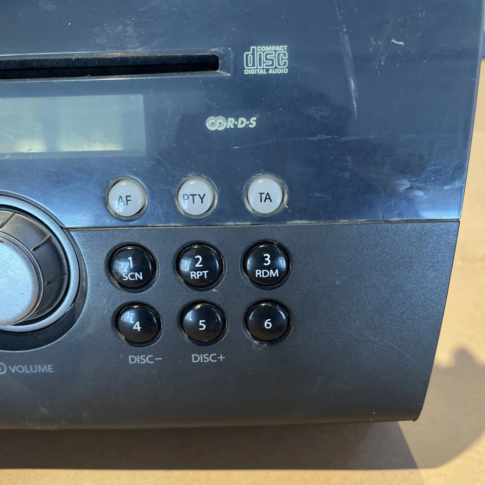 Stereo Autoradio Lettore CD Di Serie 2 DIN SUZUKI SWIFT 4° Serie 2004 2010 Usato - Immagine 3 di 4