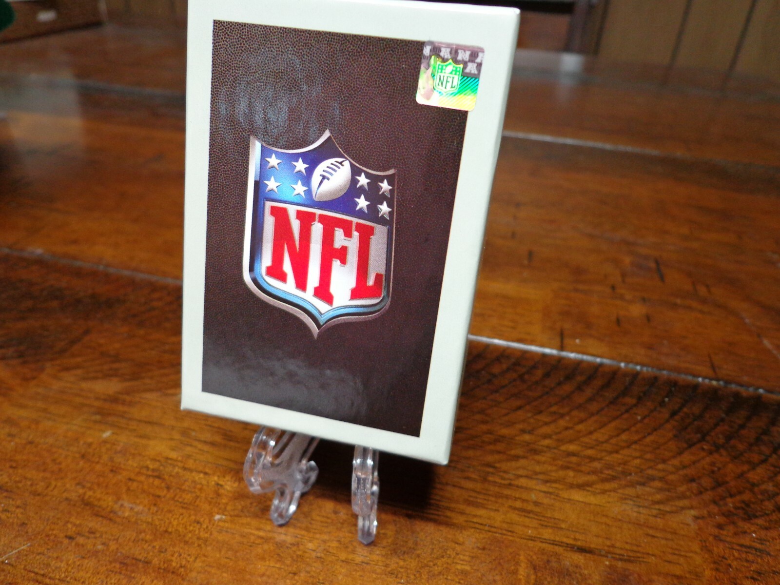 MIAMI DOLPHINS LOGO NFL ZIPPO LIGHTER MINT IN BOX RETIRED DESIGN