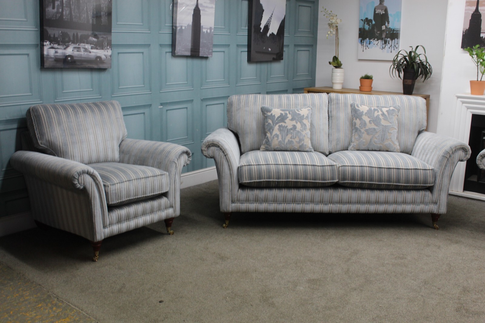 PARKER KNOLL BURGHLEY LARGE 2SEATER SOFA & 2 CHAIRS WHITFIELD STRIPE