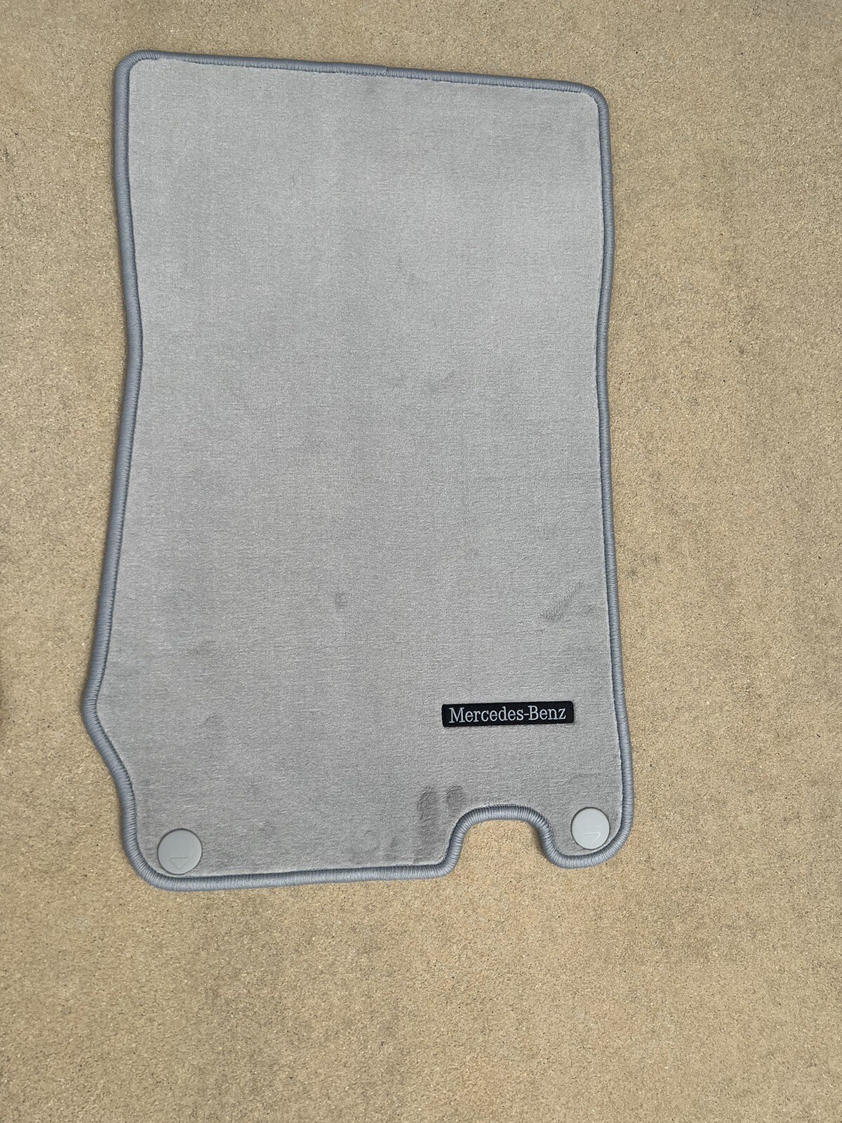 20042010 MercedesBenz R230 FLOOR MAT MATS ORIGINAL SL55 SL63 SL550