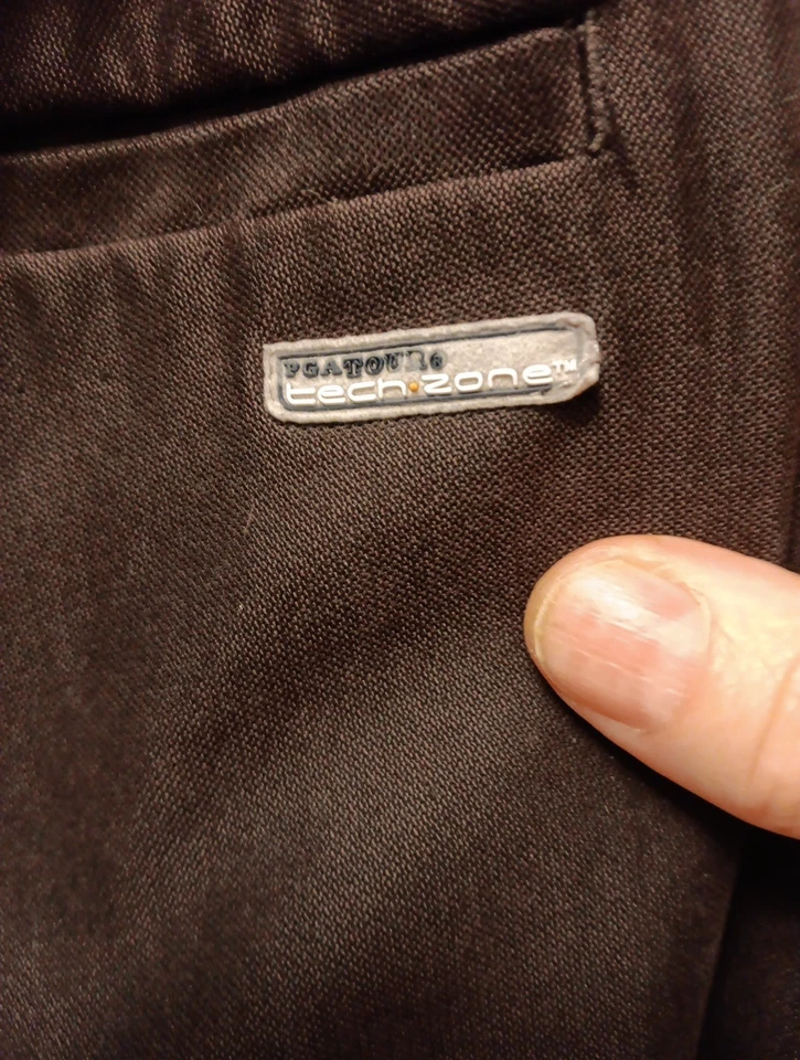 PGA Tour Tech Zone Golf Shorts. Black, 42 Waist, W/Side Zipper Pocket. - Image 4 of 4