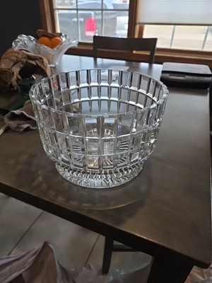 Violetta Crystal Ice Bucket Chiller Poland Cut Centerpiece Fruit Bowl 24% Lead 