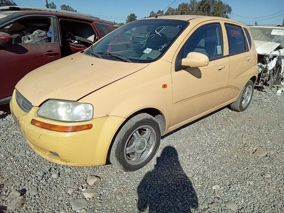 Used Front Right Door Window Regulator Front fits: 2004 Chevrolet Aveo manual Fr Foto 2 de 4