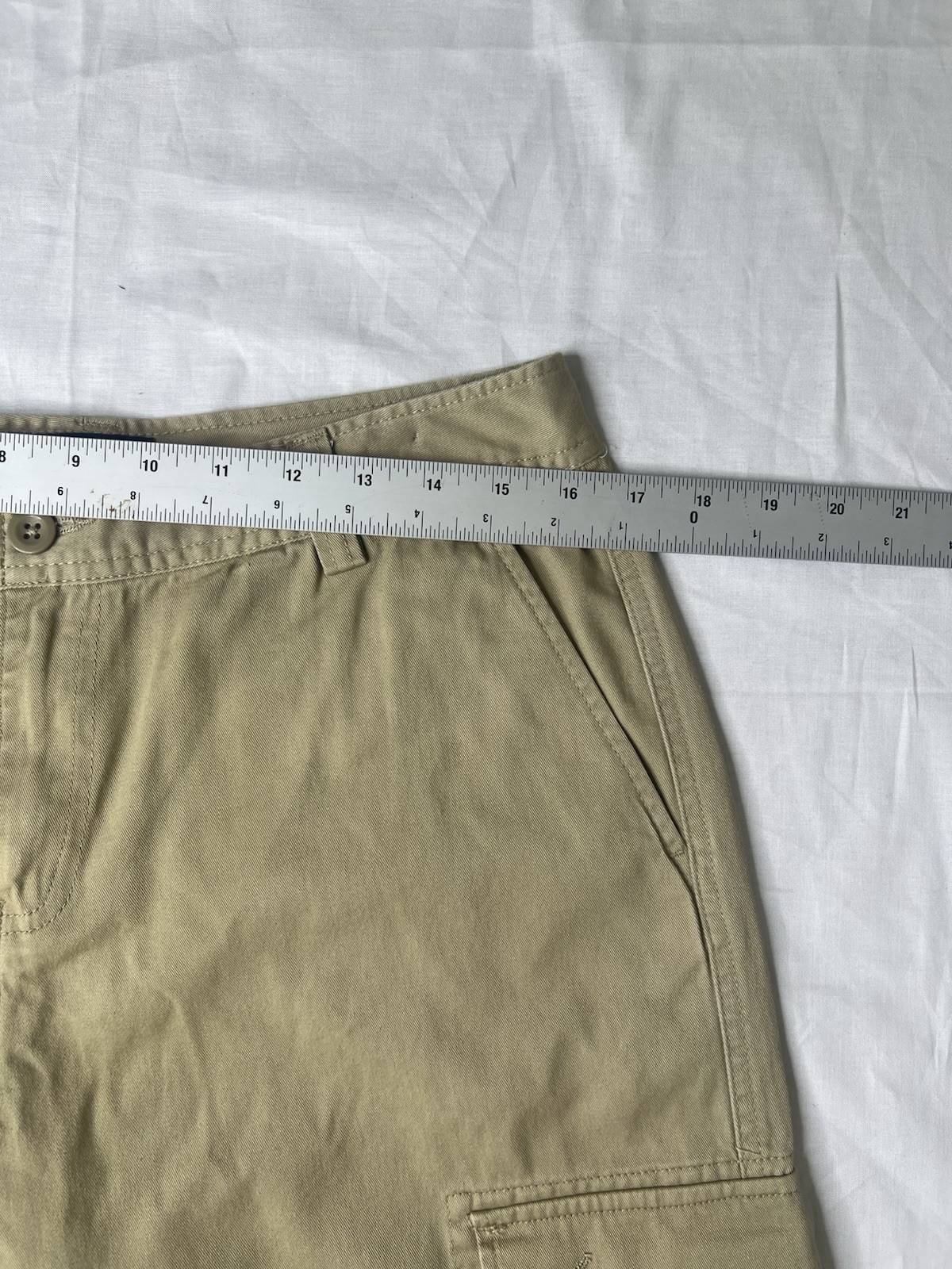 Polo Ralph Lauren Men’s / Boys Classic Chino Cargo Shorts Khaki Size 20 thumbnail 2