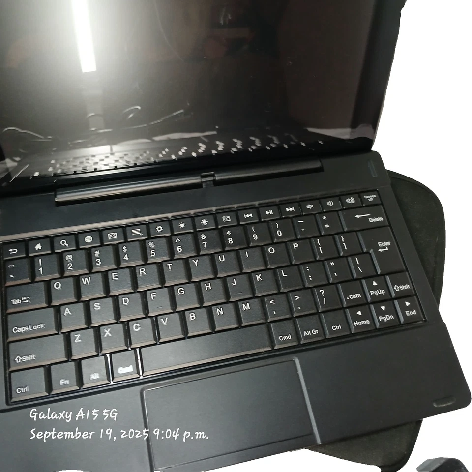 Smartab Bundle Quad-core Parts Or Repair - Image 3 of 4