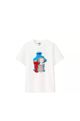 KAWS x Uniqlo Sesame Street Companion Trash Can Tee NWT LARGE Streetwear Hype