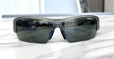 NWT Tifosi Lore SL Sport Sunglasses Crystal Matte Gray Frame Smoke Lenses New