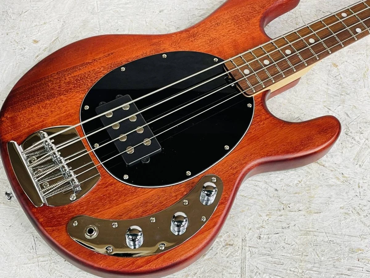 Preços baixos em Sterling by Music Man 4 Cordas de guitarra baixo