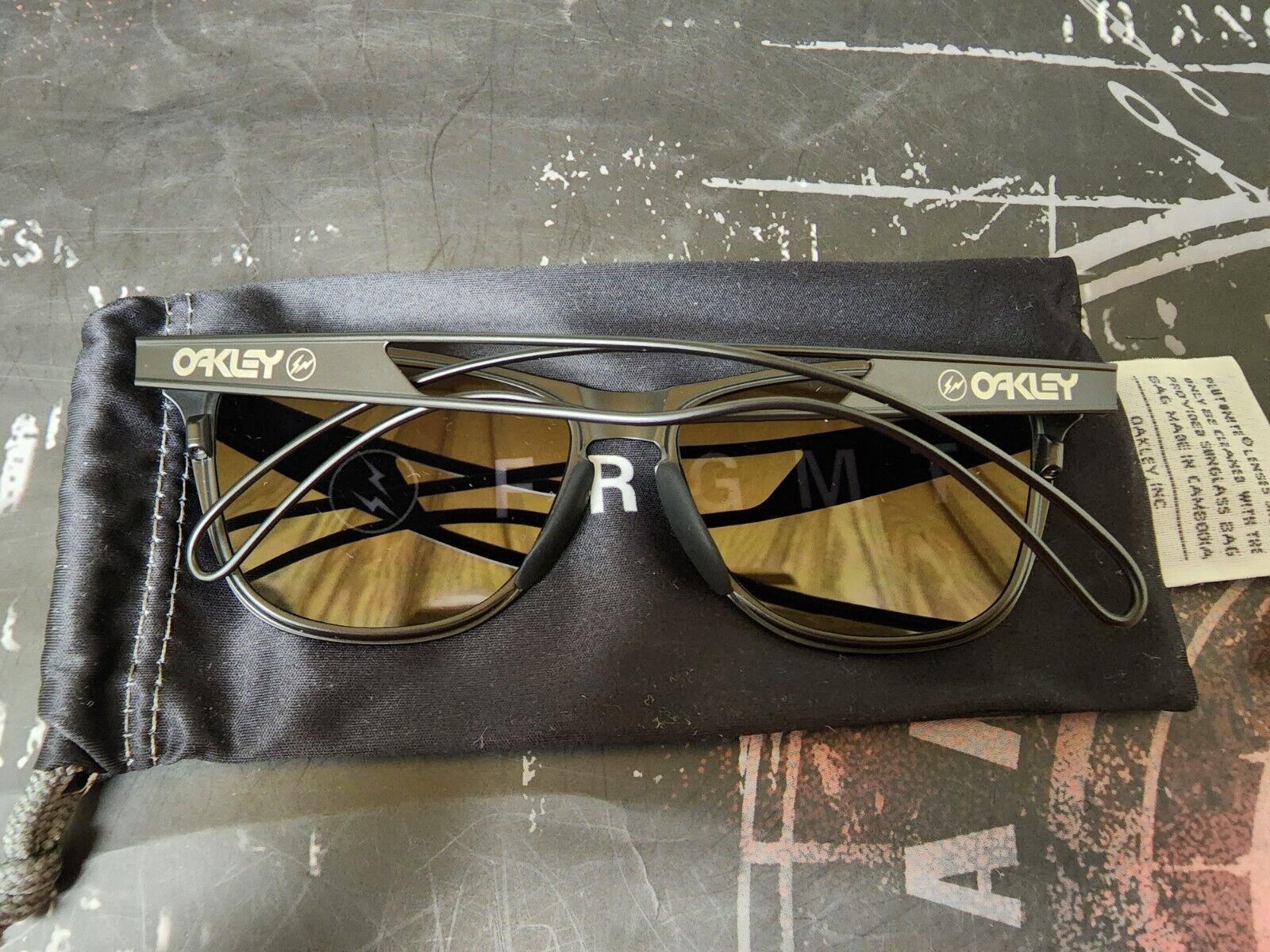 OAKLEY × FRAGMENT FrogSkins Bundle Set