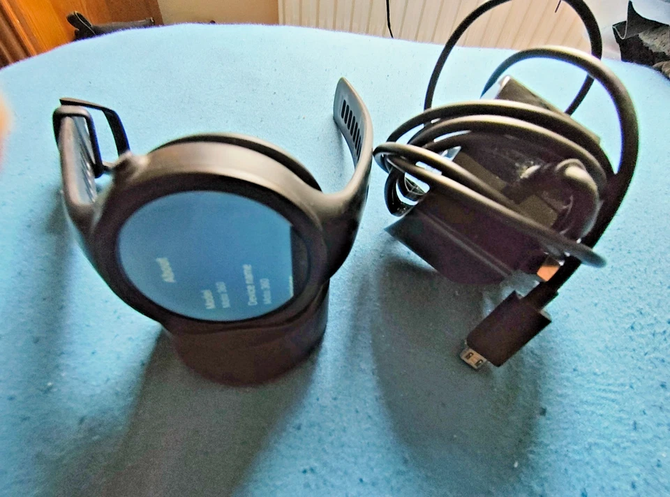 Motorola Moto 360 Sport 2nd Gen SmartWatch - Black - Image 3 of 4