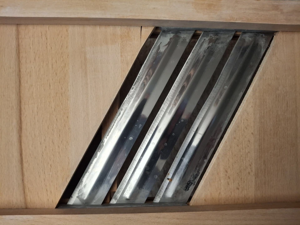 Weston Slaw Board & Cabbage Shredder Mandolin Stainless Steel Blades - Image 2 of 4