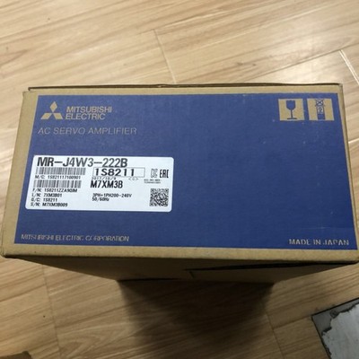 New   MR-J4W3-222B Servo drive IN BOX   *vv