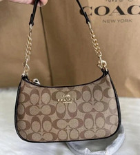 COACH Teri Shoulder Bag In