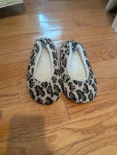 Women's leopard print faux Sherpa fur slip on slippers 9/10