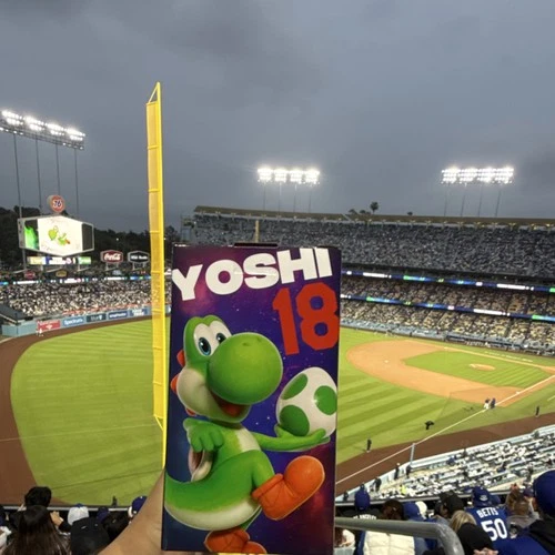Yoshi Los Angeles Dodgers Exclusive Bobblehead Super Mario #18