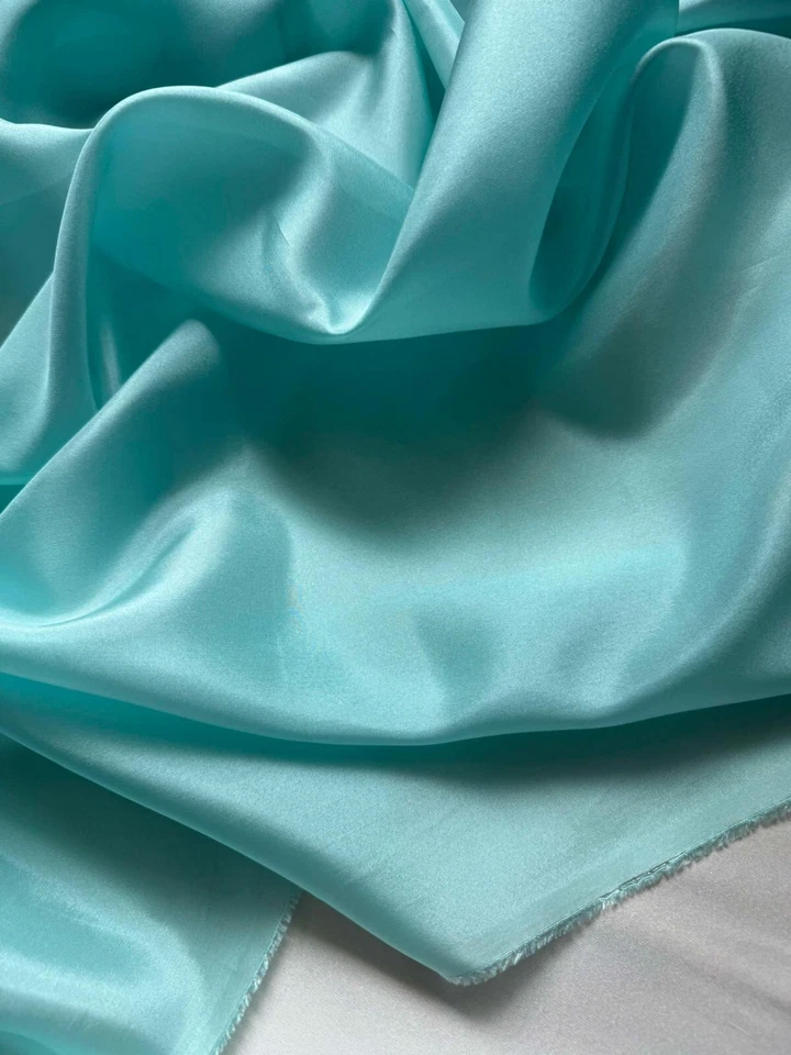 Tela HABOTAI Robin's Egg Azul Verde China Seda 8mm Peso 54" Ancho Foto 4 de 4