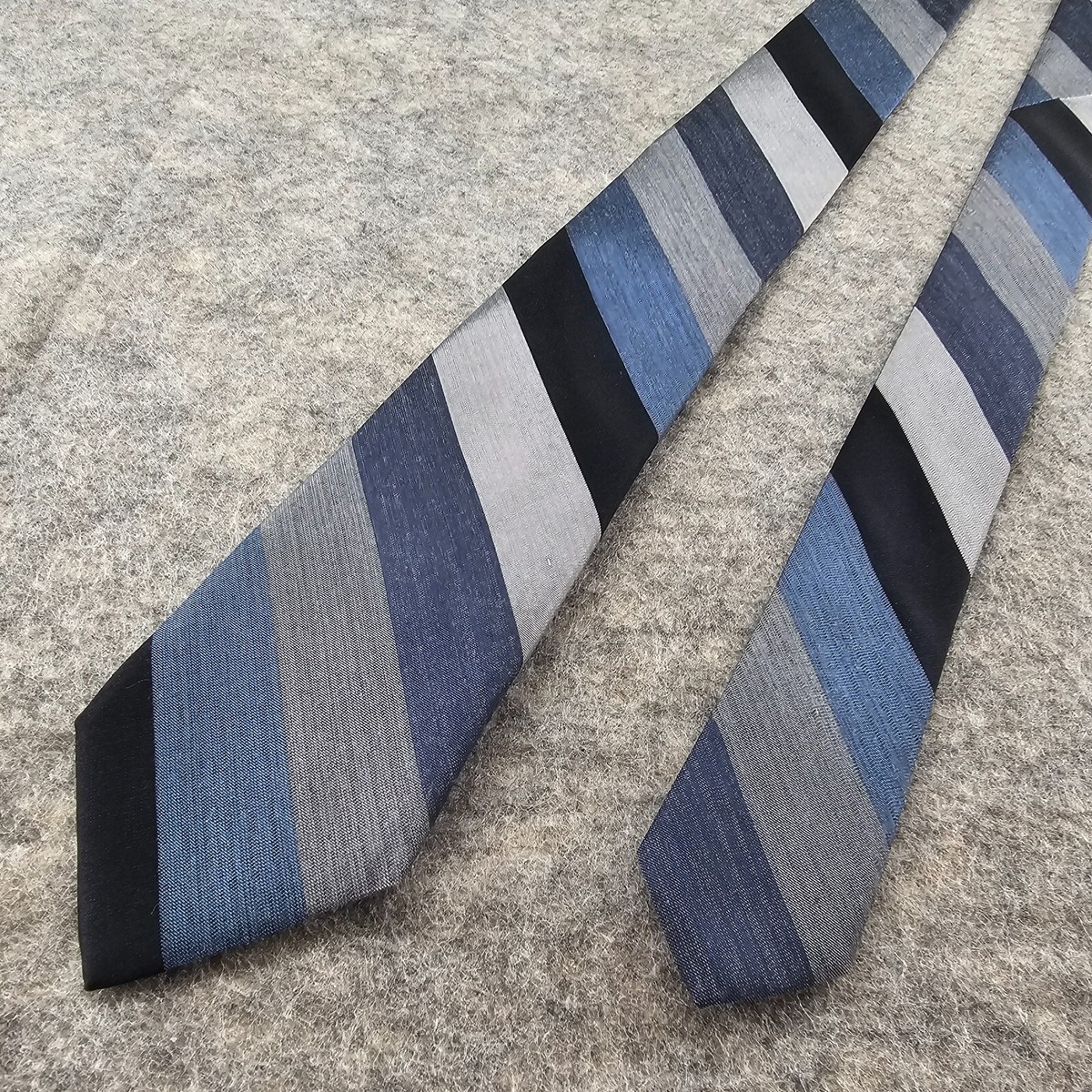 Ryan Seacrest Necktie Multi Color Diagonal Stripe Polyester Silk
