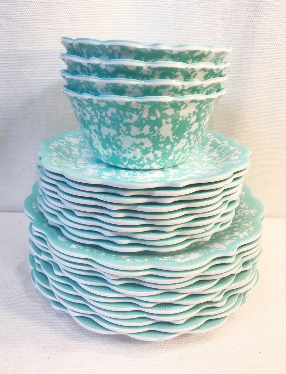 The Pioneer Woman Country Splatter Teal Set of 26 Melamine Plates