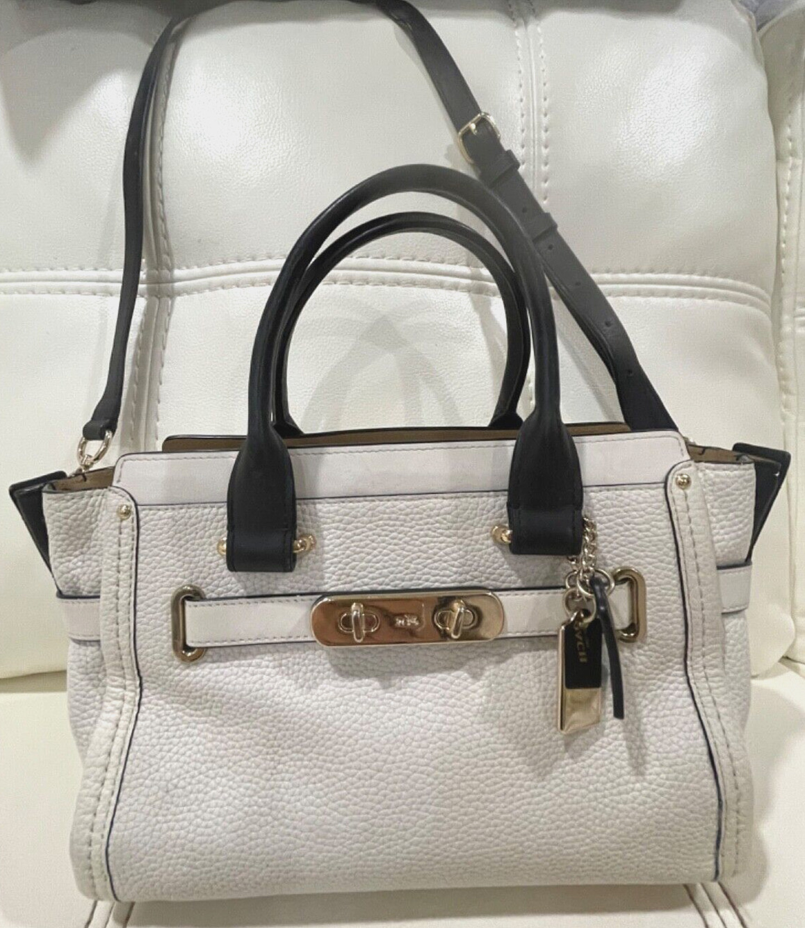 COACH Swagger Colorblock  Black/ Chalk White Leat… - image 7