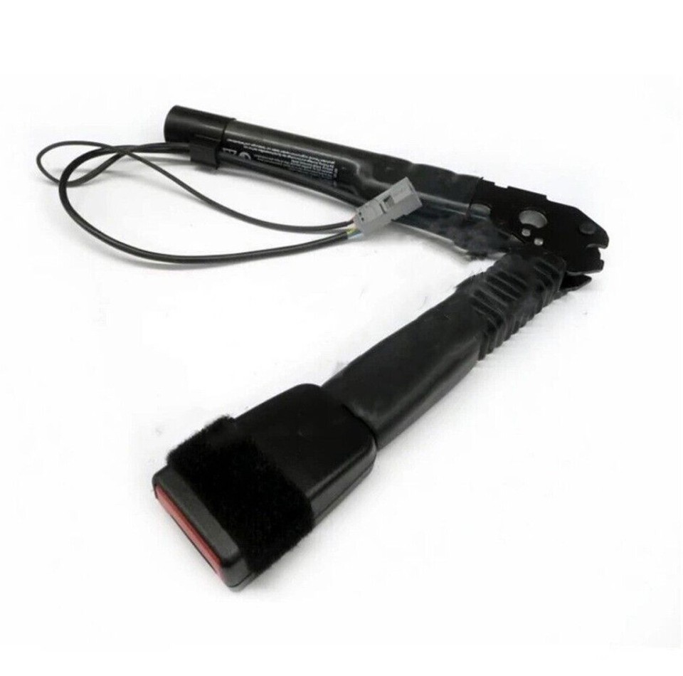 1*Front Left Driver Seat Belt Buckle Tensioner For 0613 BMW E82 E88