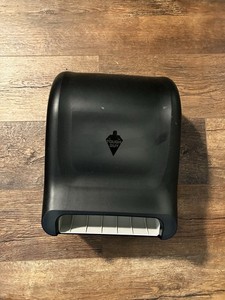 Used Tough Guy Battery Operated Touchless Paper Towel Dispenser Model 39E963