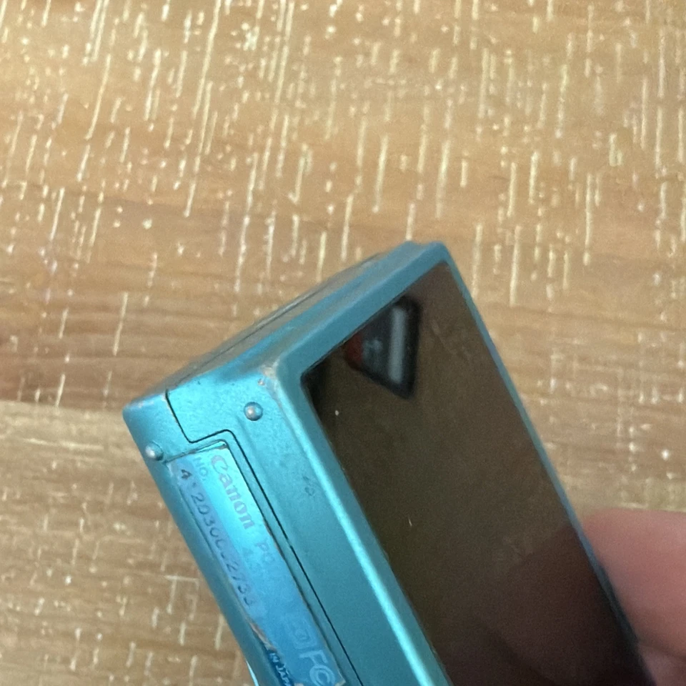 Canon PowerShot ELPH 110 HS 16.1 MP Digital Camera Bundle - Blue - Image 4 of 4