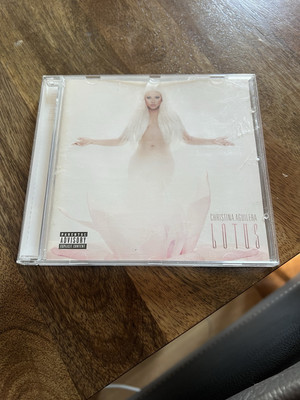 Christina Aguilera Lotus Deluxe Edition [CD]