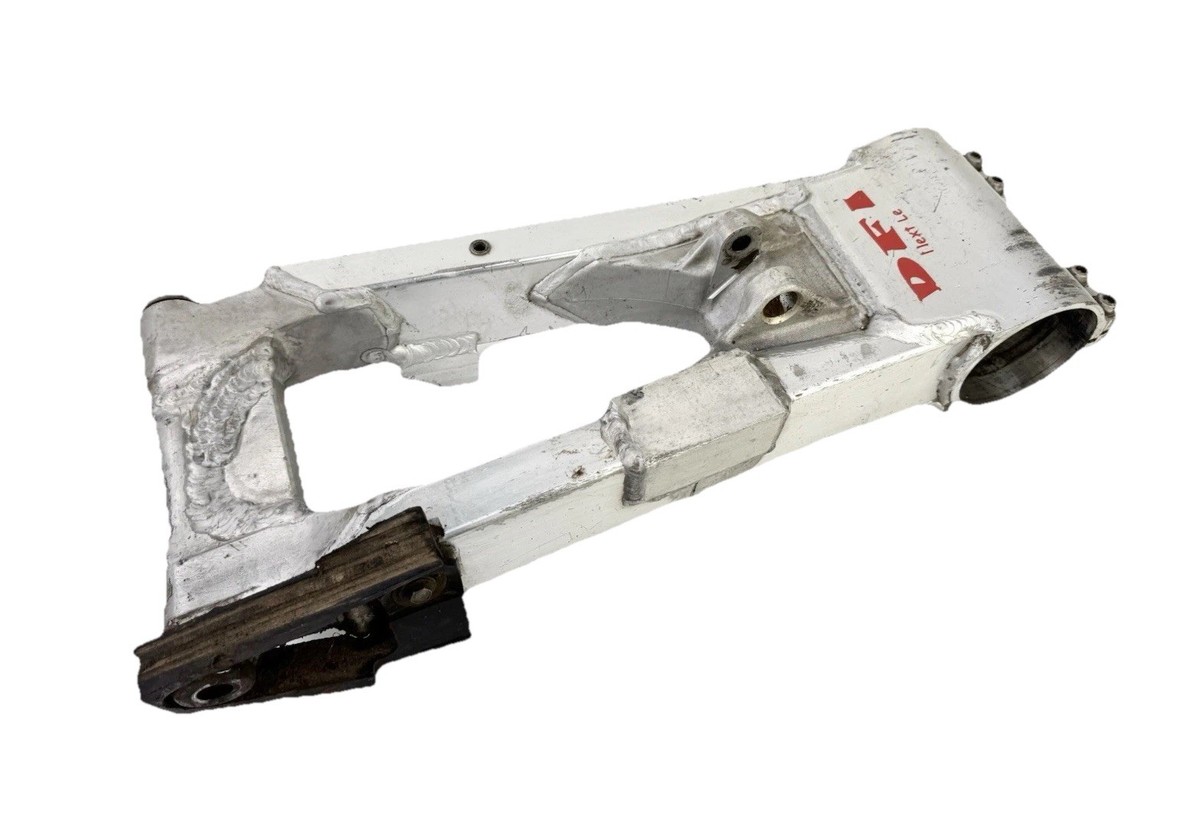 ✓ 1988 1989 Honda Trx250r Trx 250r Rear Swingarm Arm Pivot