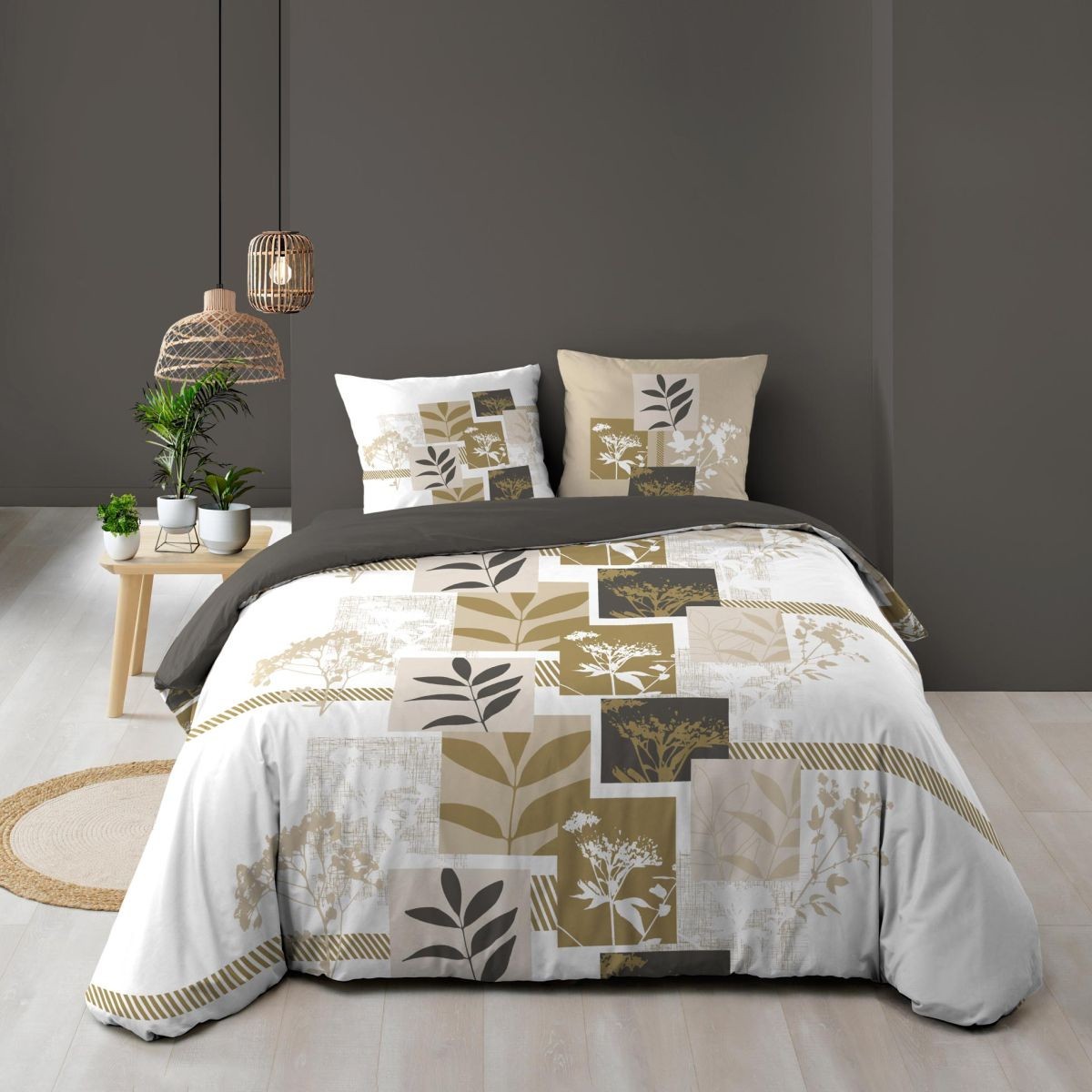 Parure de lit Utopia 240x220 multicolore en tissu respirant anti-froissement