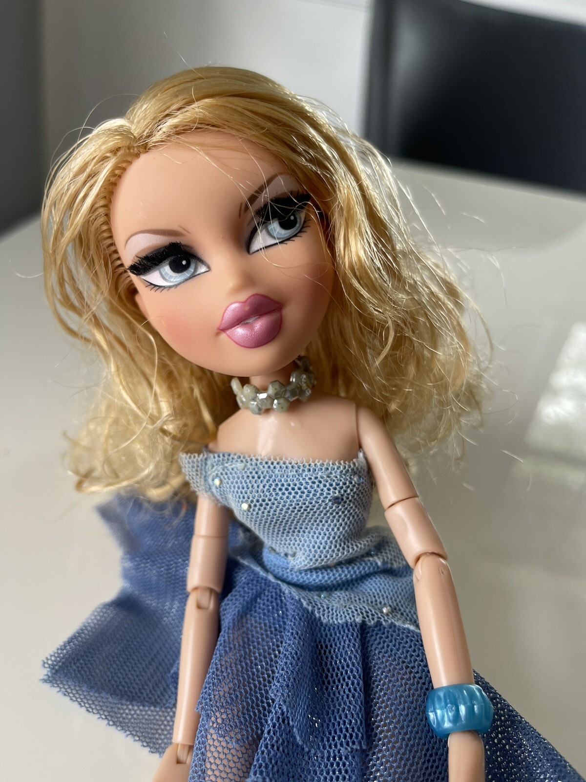 Bratz the Movie Signature Collection Cloe Doll Jointed Articulated Body