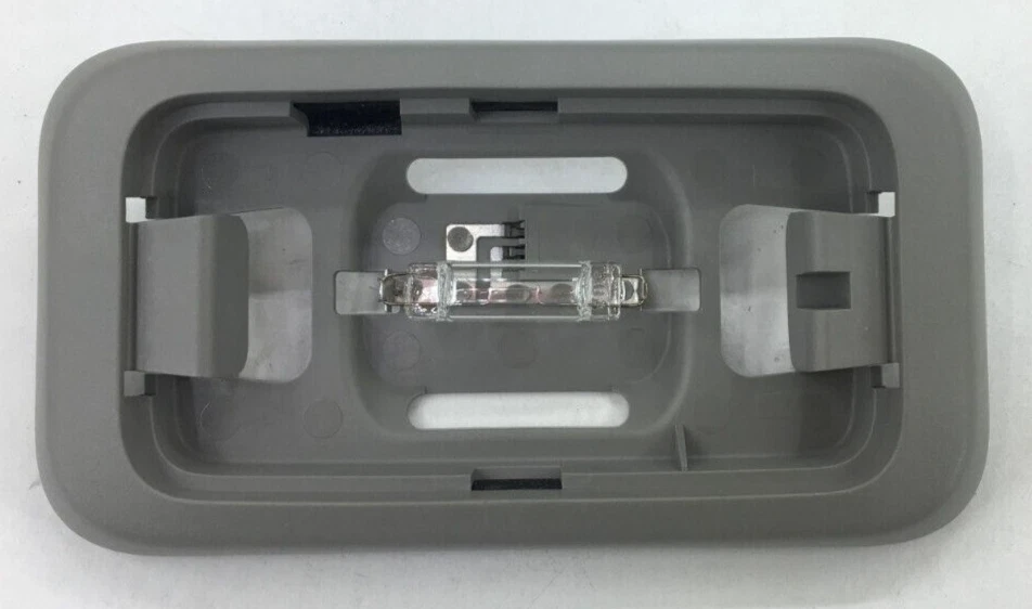 GM 22732128 CONJUNTO LÁMPARA DOMO CON BOMBILLA SE ADAPTA A MODELOS PONTIAC G6 Foto 2 de 4