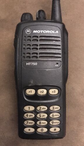 Motorola HT750 403-470 MHZ UHF AAH25RDG9AA4AN - Zdjęcie 1 z 8