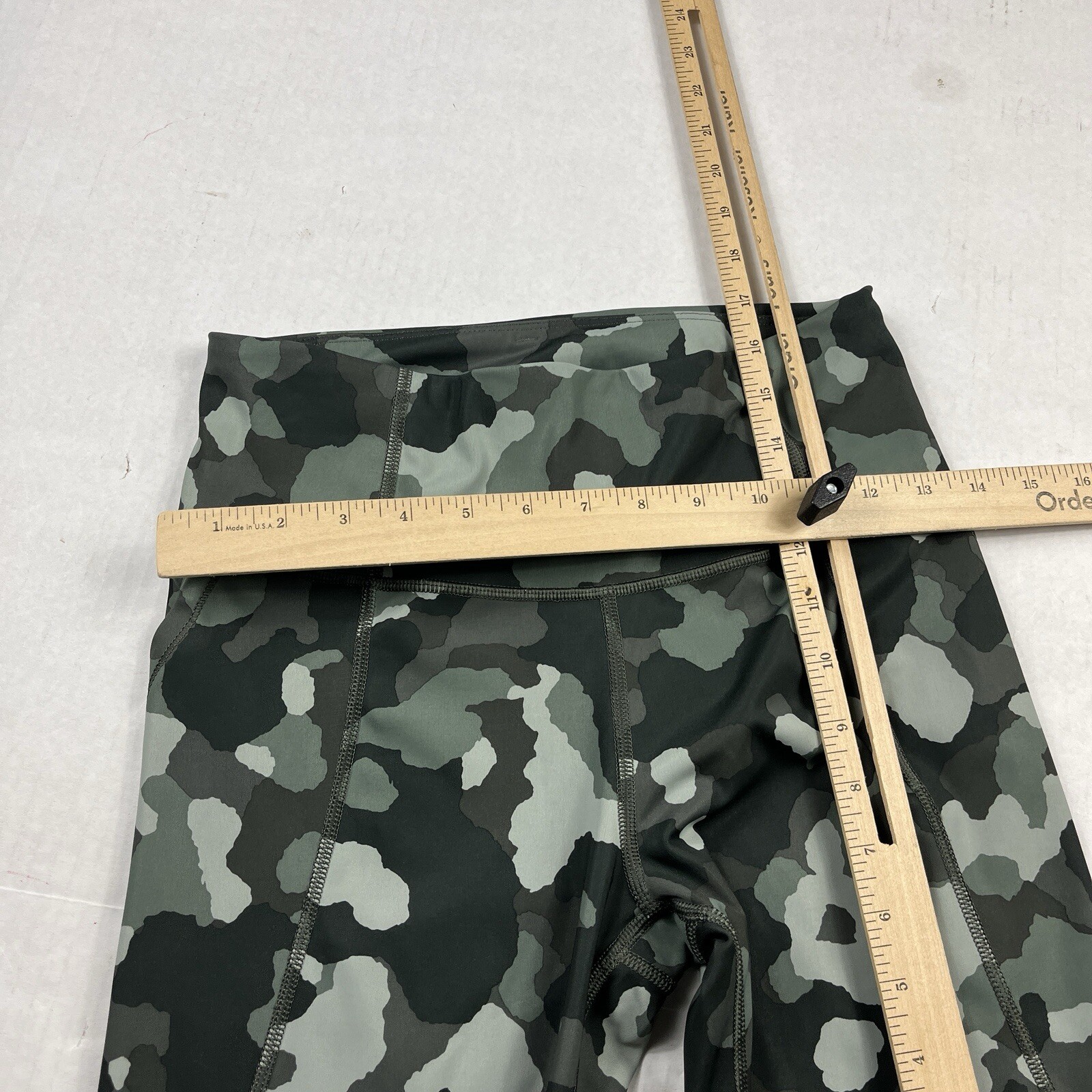 Athleta SuperSonic Camo Performance Leggings 7/8 … - image 8