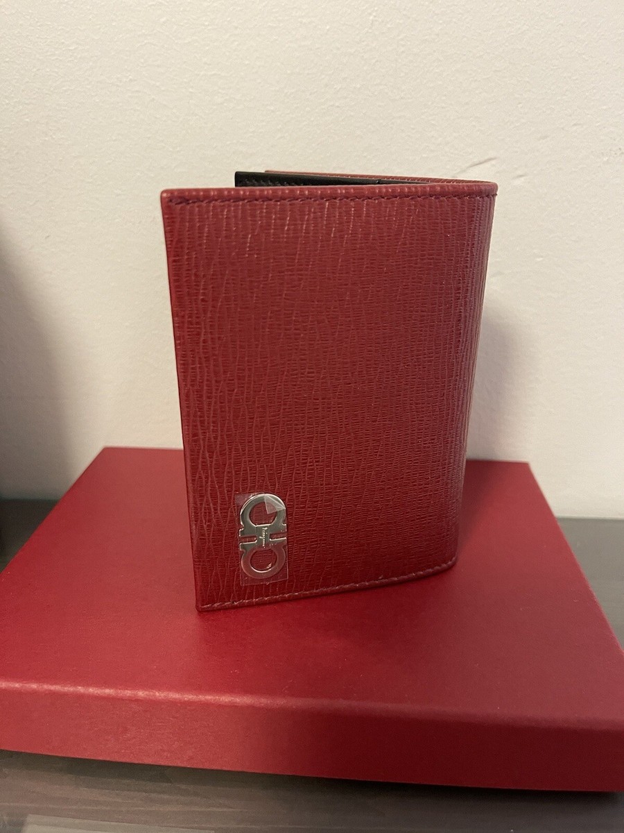 【SALVATORE FERRAGAMO】HEART WALLET Ferragamo Vanity Plus Heart Bifold Wallet | Neiman Marcus