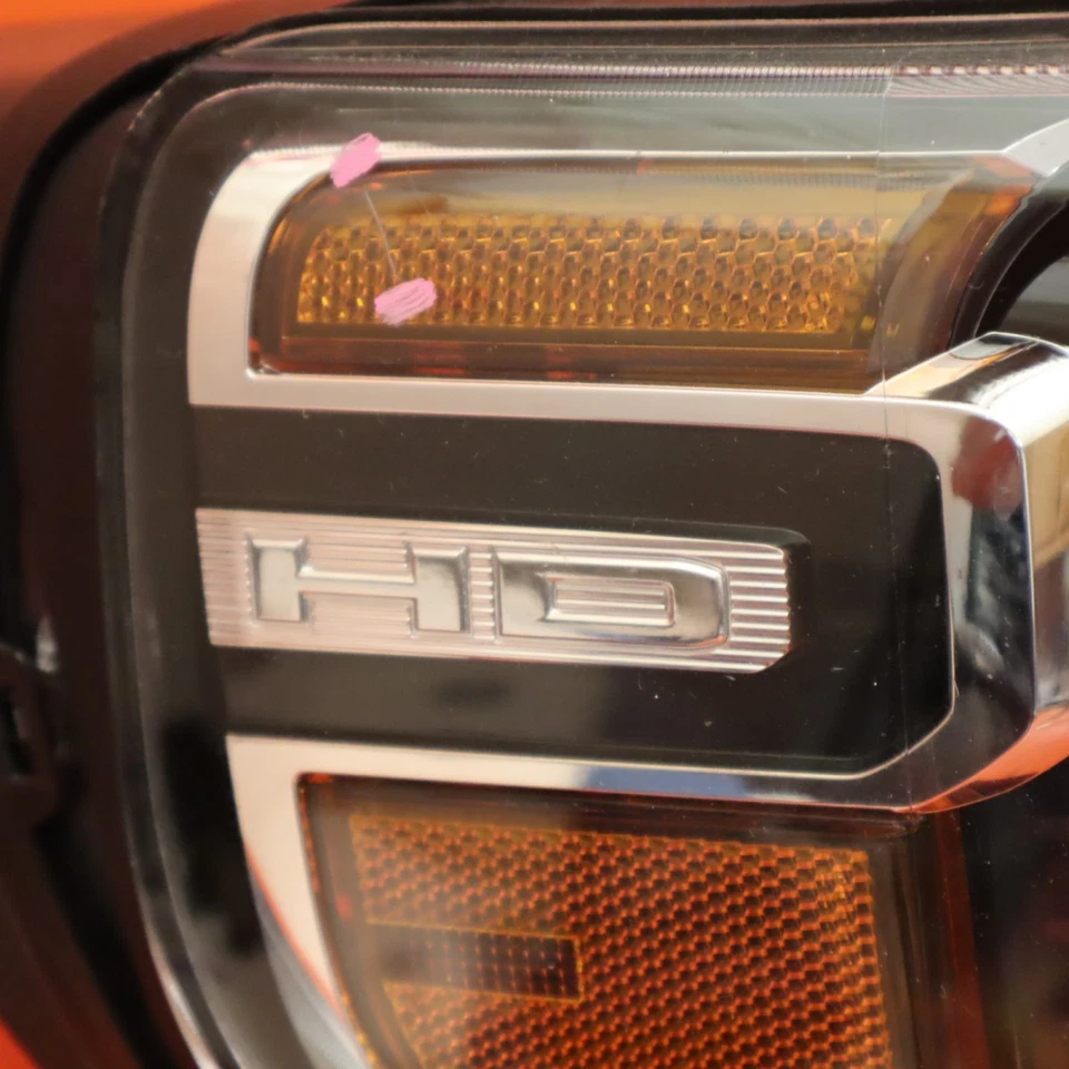 GMC SIERRA 3500 2500 HD FARO DERECHO 2020 2021 2022 2023 84855483 LED OEM Foto 3 de 4