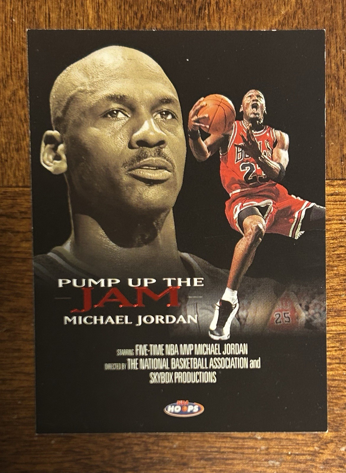 Michael Jordan 1998-99 SkyBox Hoops Pump Up the Jam #5 Insert EX-MT See Pics