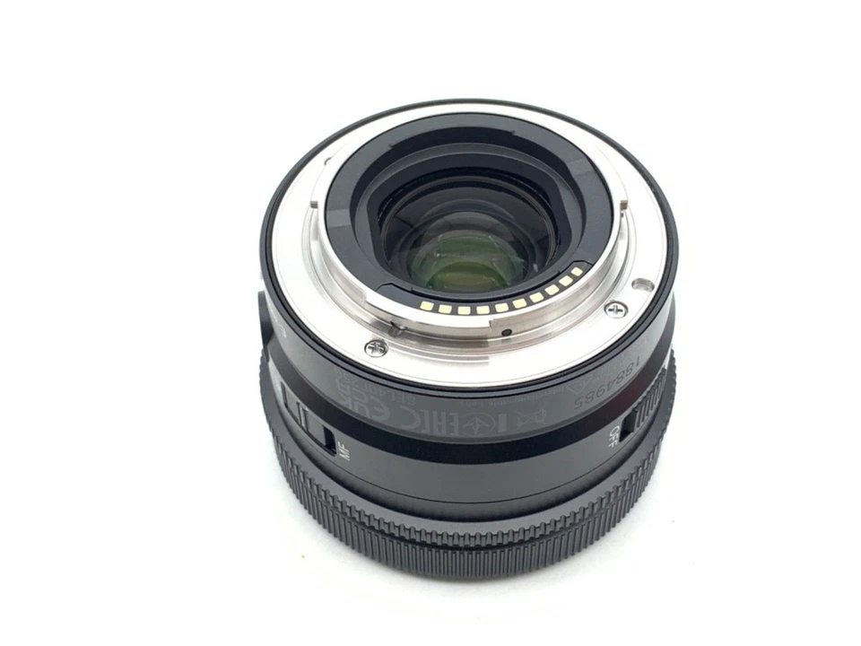 SONY FE 40mm F2.5 G (SEL40F25G) para montaje Sony FE -Casi Como Nuevo- `7954 Foto 2 de 3