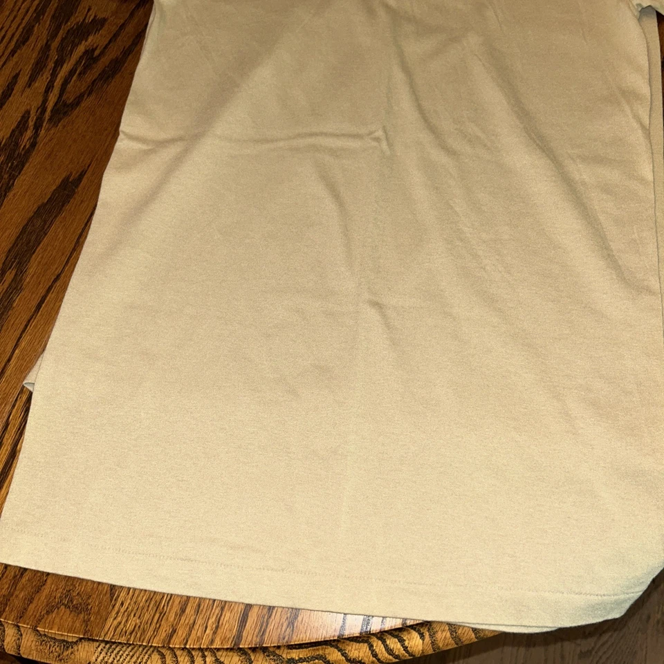 Paquete de 3 camisetas de manga corta Duke verde militar/bronceado 50/50 de polialgodón para hombre pequeñas Foto 4 de 4