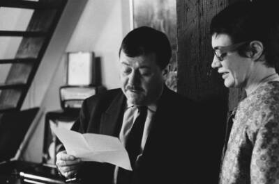 Portrait of Francis Blanche with his wife in the 1960s OLD PHOTO 2