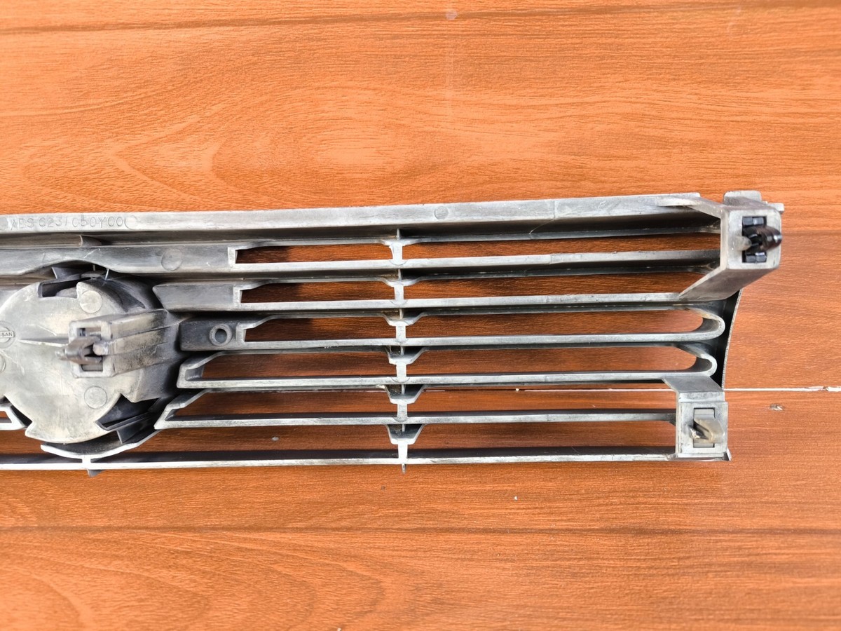 1990-1995 Nissan Sunny B13 Sentra Super Saloon Front