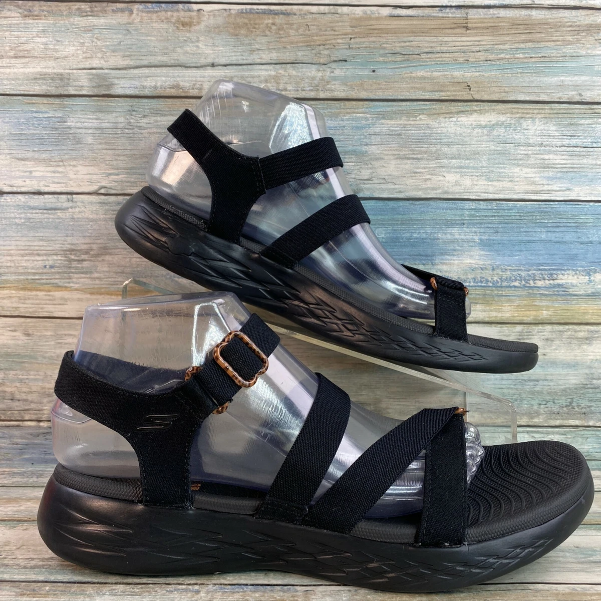 Skechers goga sales max sandals uk