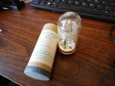 VINTAGE Kemlite MW3 Flashtube **NEW IN BOX**