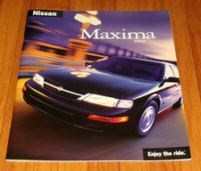 Original 1998 Nissan Maxima Deluxe Sales Brochure Catalog Gxe Se Gle