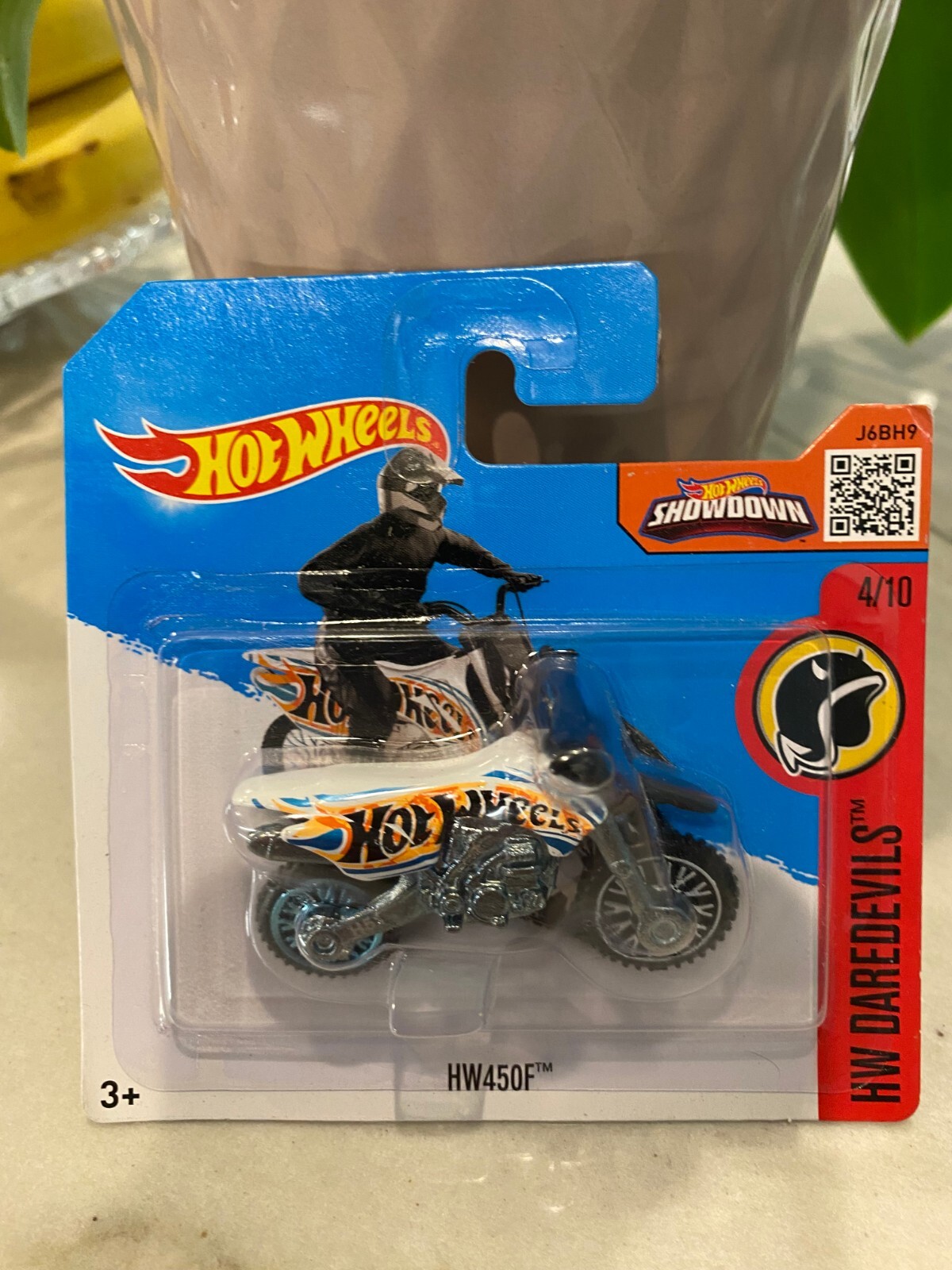 HW450F HW Daredevils Short Card 2016 Hot Wheels