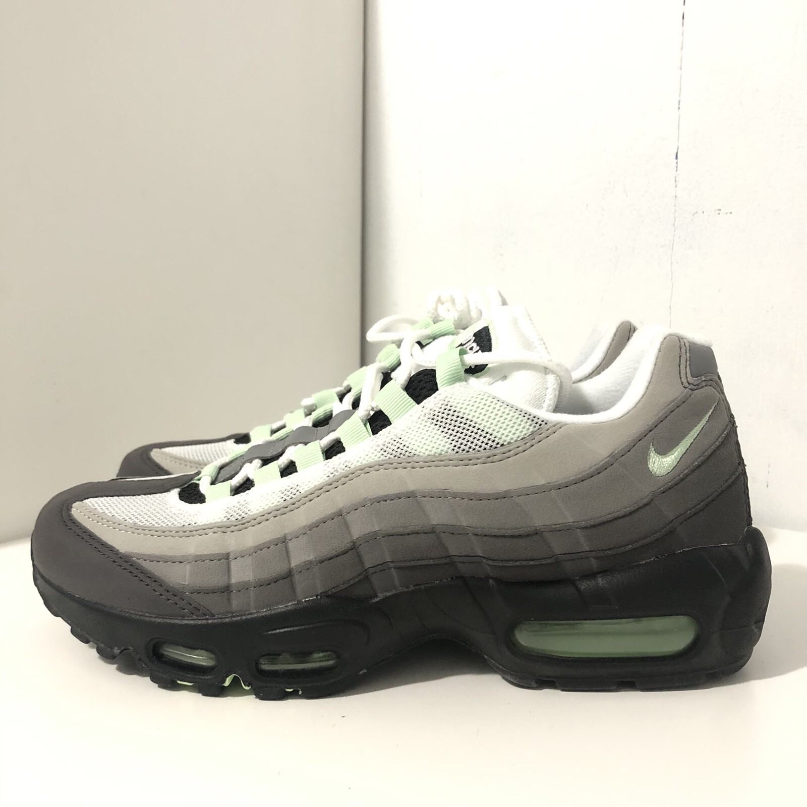nike 95 fresh mint