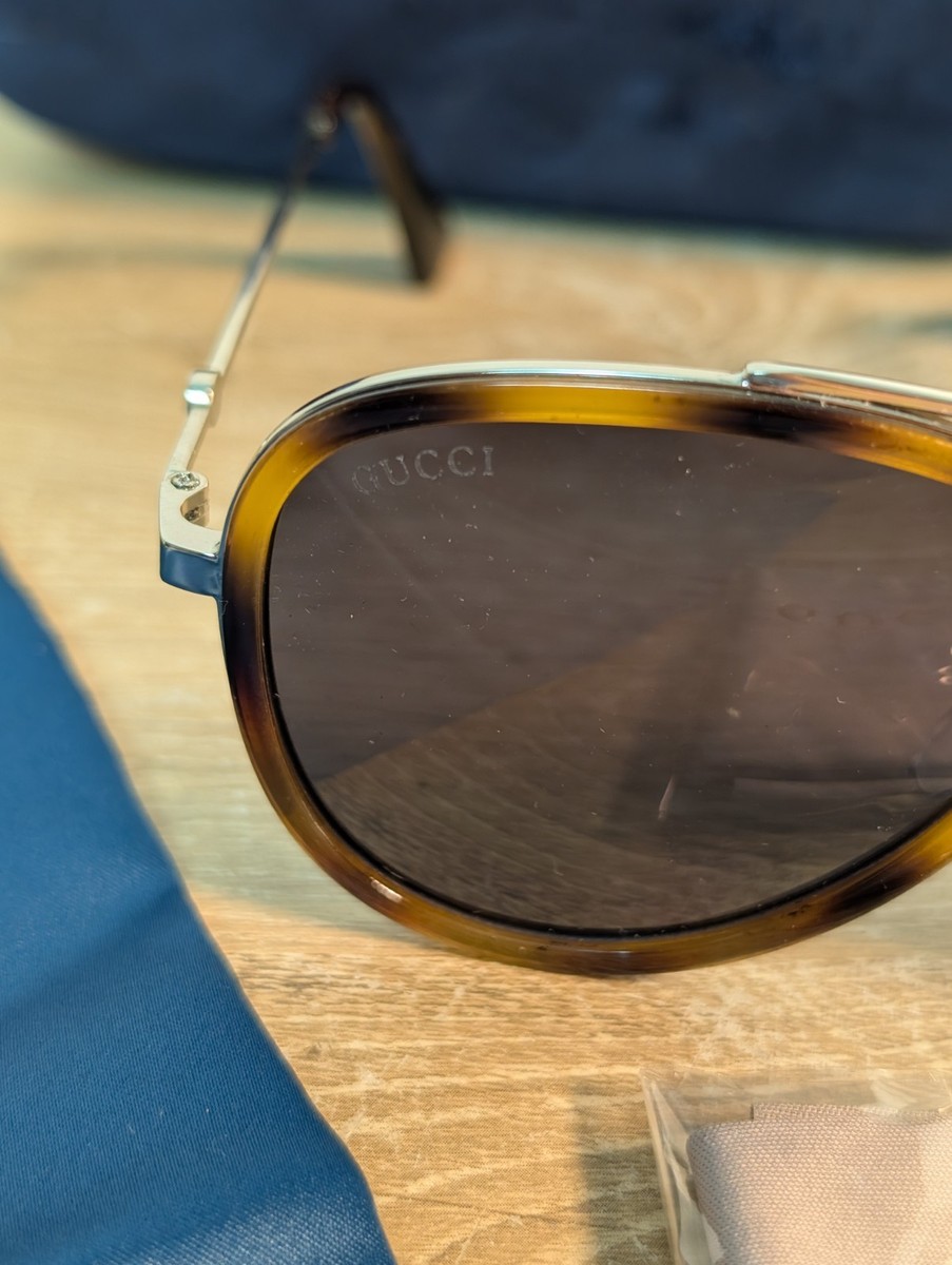 Gucci GG0062S  002 Women\'s Sunglasses Tortoiseshell Hard Case Sleeve Designer Gucci GG0062S Lettering Logo Aviator-Shaped Polarized  main image 4
