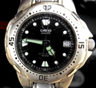 MENS  VTG CASIO  35MM   WorkS GREAT NEW  BATTERY BLACK DIVER DIAL KIDS WRIST