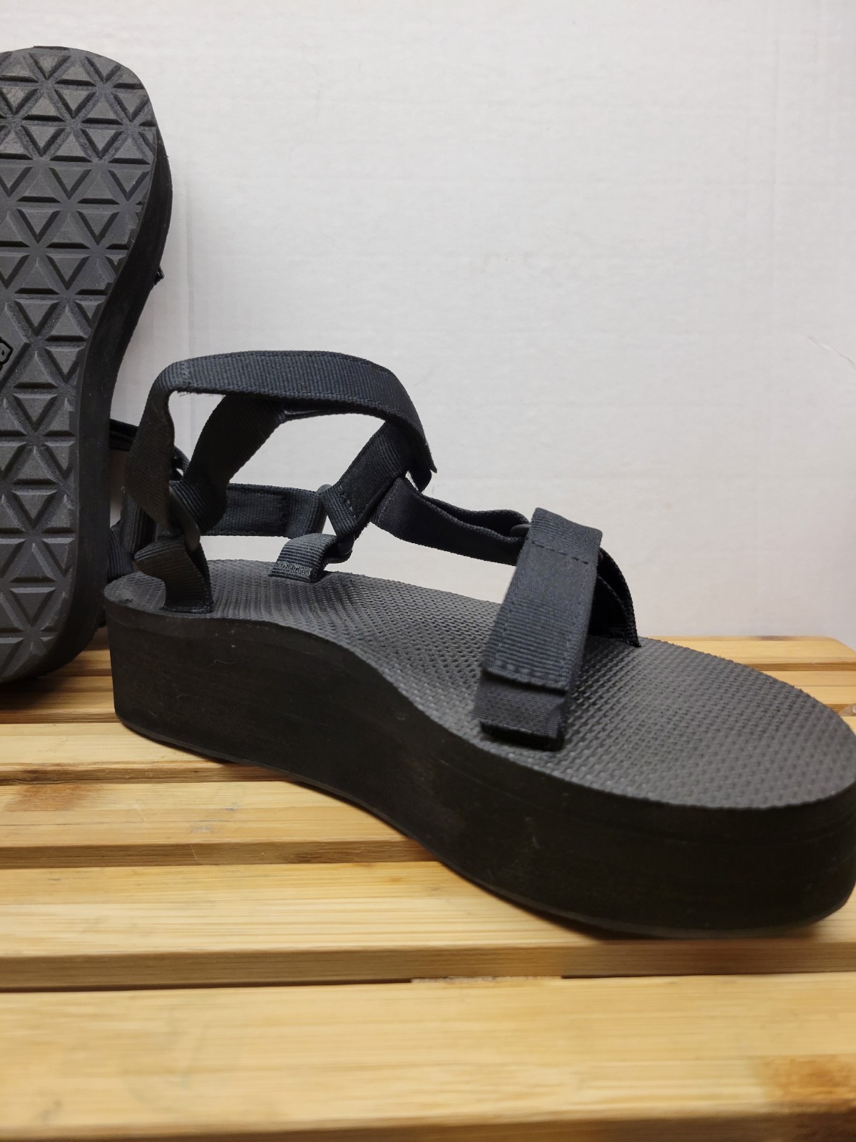 TEVA BLACK FLATFORM UNIVERSAL 2" PLATFORM SANDALS… - image 8